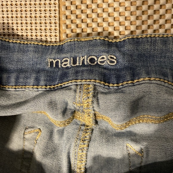 Maurices Women's Size XL REG Dark Blue Skinny Mid-Rise Distressed Stretch Jeans - Picture 4 of 7